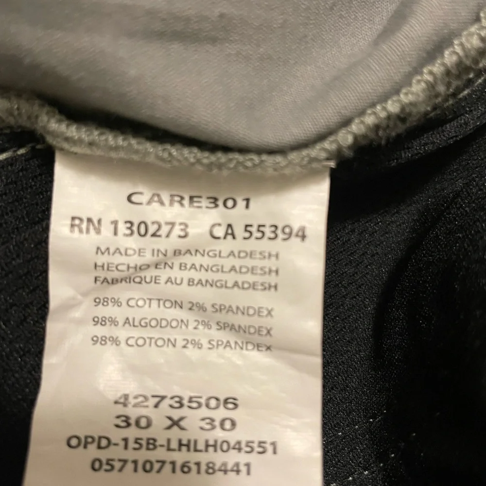 Lee Grey Khaki. Size 30 x 30. - Picture 4 of 4